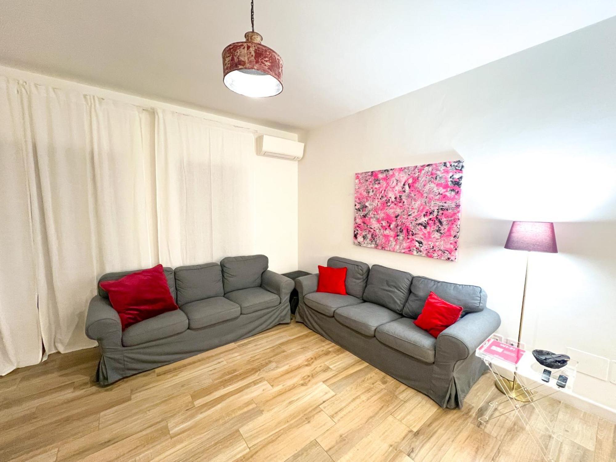 Bellhome 1 - Elegante Appartamento Nel Centro Di Bari Exterior foto